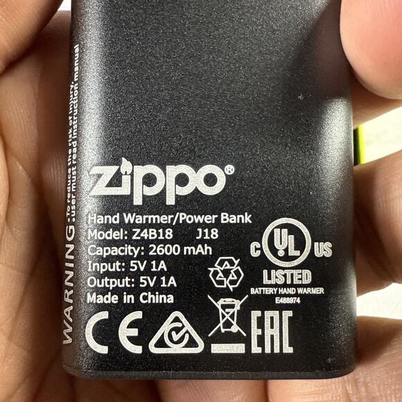 Zippo Black HeatBank 3 Rechargeable Hand Warmer – Power Bank, Tested & Portable - Picture 4 of 6